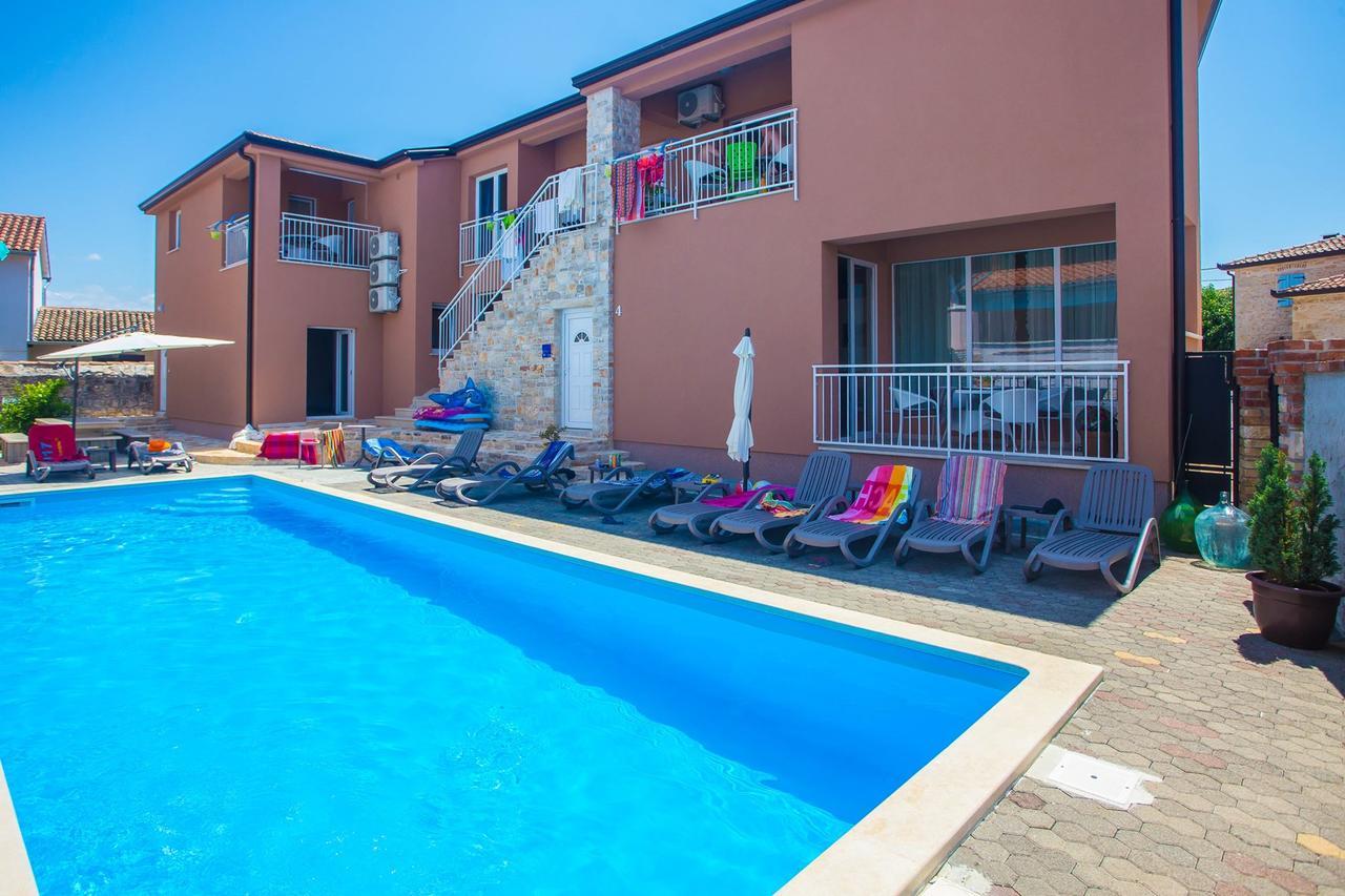 Villa Valtrazza Tar-Vabriga Exteriér fotografie