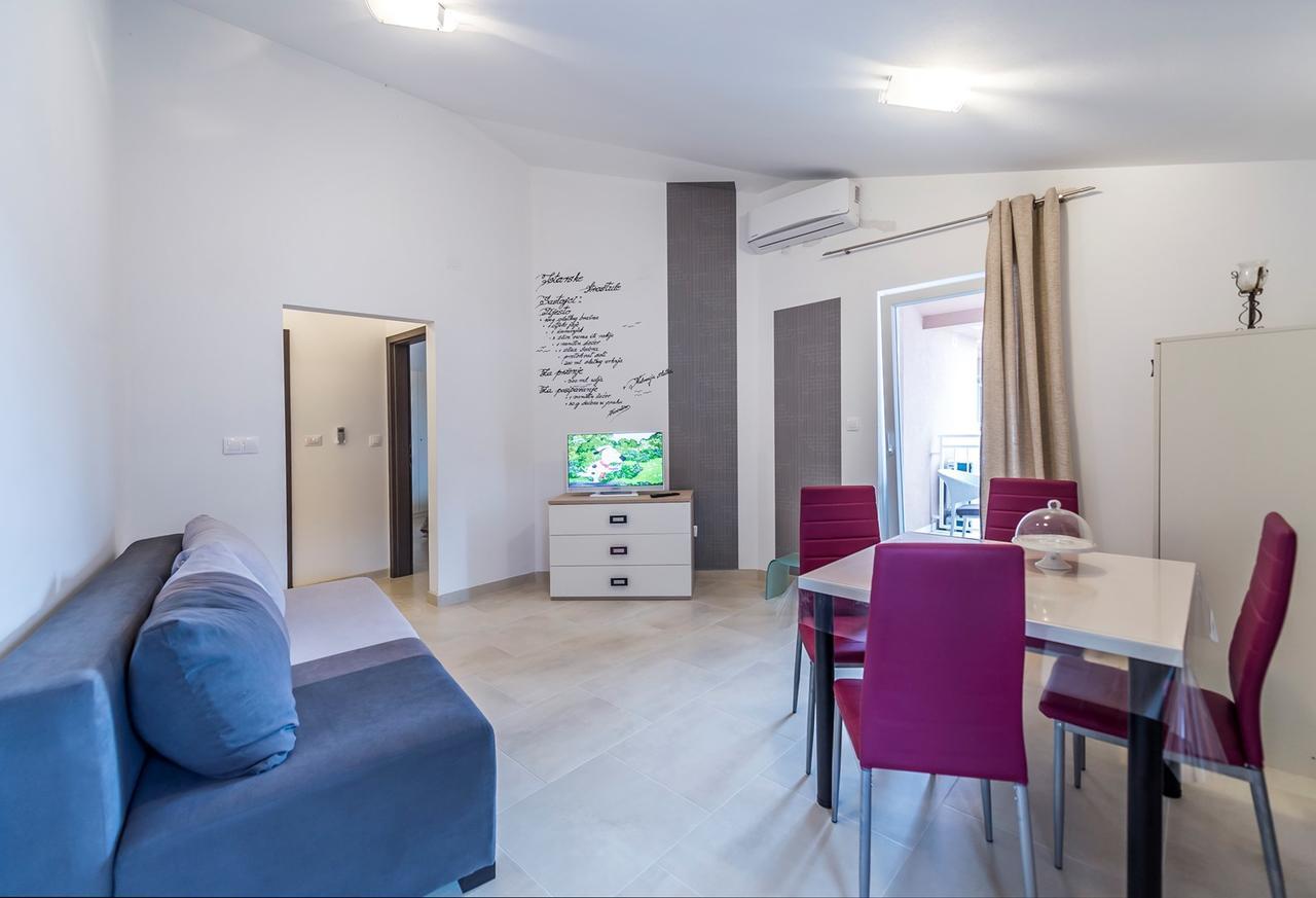 Villa Valtrazza Tar-Vabriga Exteriér fotografie